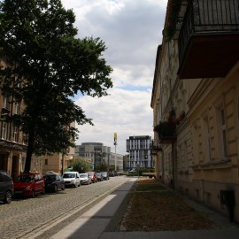 powiększ zdjęcie: Kolejne kamienice przy ul. Pobożnego odzyskują dawny blask