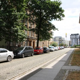 powiększ zdjęcie: Kolejne kamienice przy ul. Pobożnego odzyskują dawny blask