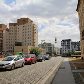 powiększ zdjęcie: Kolejne kamienice przy ul. Pobożnego odzyskują dawny blask