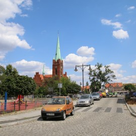 powiększ zdjęcie: Kolejne kamienice przy ul. Pobożnego odzyskują dawny blask