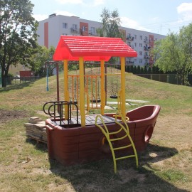 powiększ zdjęcie: LBO 2019. Rozbudowa i modernizacja placu zabaw w Przedszkolu nr 1 na ukończeniu