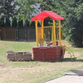 powiększ zdjęcie: LBO 2019. Rozbudowa i modernizacja placu zabaw w Przedszkolu nr 1 na ukończeniu