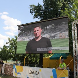 powiększ zdjęcie: W 10 rocznicę pamiętnego huraganu spotkaliśmy się w parku