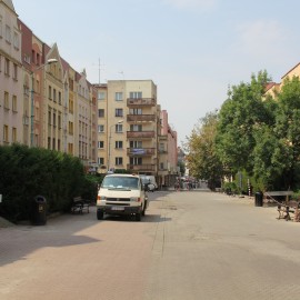 powiększ zdjęcie: Na ul. Złotoryjskiej zaświecą energooszczędne latarnie