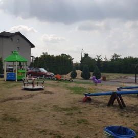 powiększ zdjęcie: LBO 2019. Najmłodsi legniczanie mają już piękny plac przy al. Rzeczypospolitej