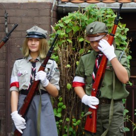 powiększ zdjęcie: Legnica uczciła 75 rocznicę Powstania Warszawskiego