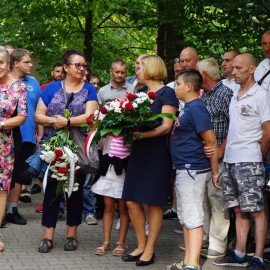 powiększ zdjęcie: Legnica uczciła 75 rocznicę Powstania Warszawskiego