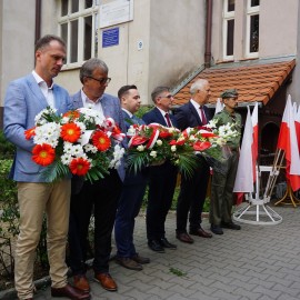 powiększ zdjęcie: Legnica uczciła 75 rocznicę Powstania Warszawskiego