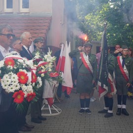 powiększ zdjęcie: Legnica uczciła 75 rocznicę Powstania Warszawskiego