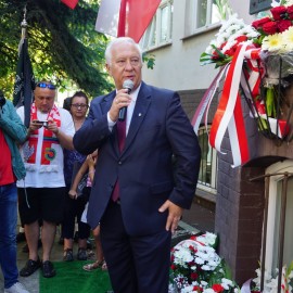 powiększ zdjęcie: Legnica uczciła 75 rocznicę Powstania Warszawskiego