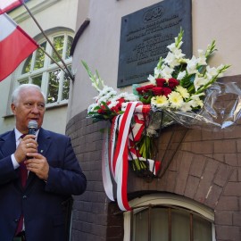 powiększ zdjęcie: Legnica uczciła 75 rocznicę Powstania Warszawskiego