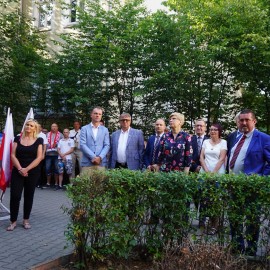 powiększ zdjęcie: Legnica uczciła 75 rocznicę Powstania Warszawskiego
