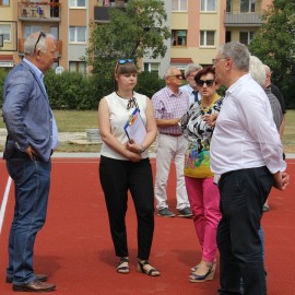powiększ zdjęcie: LBO 2019. Na Piekarach B powstało super boisko sportowe