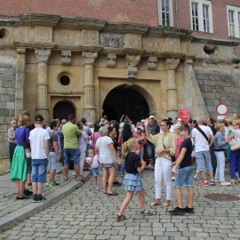powiększ zdjęcie: Poznaliśmy tajemnice Zamku Piastowskiego i jego dawnych mieszkańców