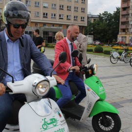 powiększ zdjęcie: Elektryczne skutery w Legnicy? Może pojedziemy nimi już jesienią