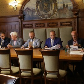powiększ zdjęcie: Kolejne gminy przystąpiły do Legnickiego Klastra Energii Odnawialnej