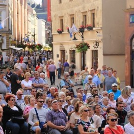 Zbliżają się Imieniny Ulicy Najświętszej Marii Panny. Huczne,  pełne gwiazd