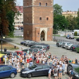 powiększ zdjęcie: Poznaliśmy dzieje legnickich zegarów na spacerze historycznym