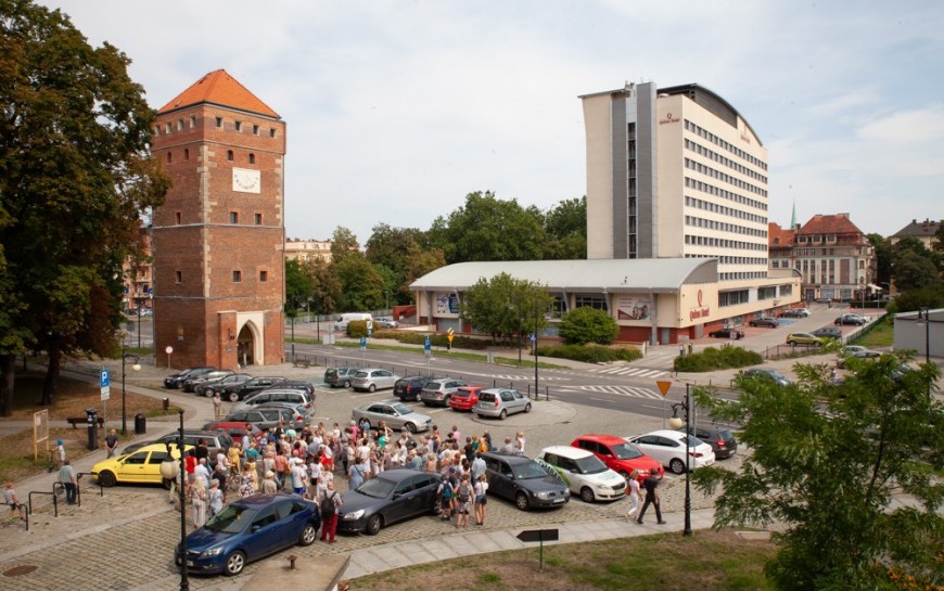 Poznaliśmy dzieje legnickich zegarów na spacerze historycznym
