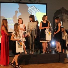 powiększ zdjęcie: Legnicka Akademia Filmowa. Grand Prix dla Poszukiwanego