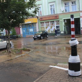 powiększ zdjęcie: Awaria sieci wodociągowej w rejonie ul. Złotoryjskiej