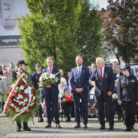 powiększ zdjęcie: Uczciliśmy ofiary Sybiru. Pilęgnujemy o nich pamięć