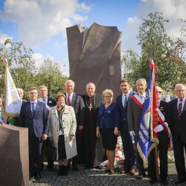 powiększ zdjęcie: Uczciliśmy ofiary Sybiru. Pilęgnujemy o nich pamięć