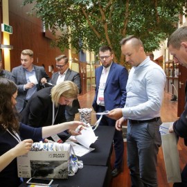 powiększ zdjęcie: Legnickie Dni Smart City. Debata o zarządzaniu ruchem miejskim