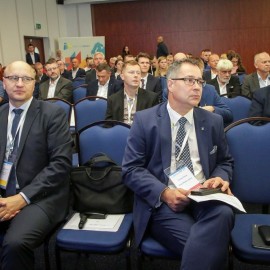 powiększ zdjęcie: Legnickie Dni Smart City. Debata o zarządzaniu ruchem miejskim
