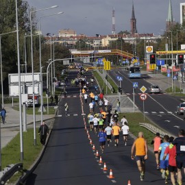 powiększ zdjęcie: Legniczanie pokazali swoją moc w Legnickim Półmaratonie i Legnickiej Dziesiątce