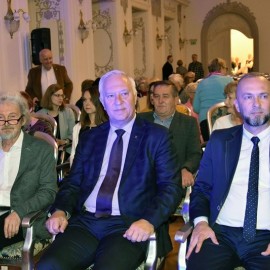 powiększ zdjęcie: Śląskie Niebo Jurgena Gretschela dla Jerzego Starzyńskiego i Świata pod Kyczerą