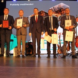 powiększ zdjęcie: Mistrzowie Techniki. Nagrodzono najlepsze projekty przemysłowe i ekonomiczne