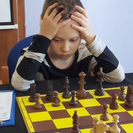 powiększ zdjęcie: Kolejny sukces młodych legnickich szachistów. Gratulujemy
