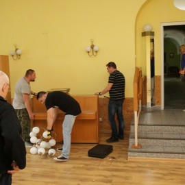 powiększ zdjęcie: Seniorzy z Domu Pomocy Społecznej otrzymają Kącik Babci i Dziadka