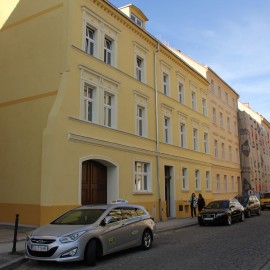 Kolejne kamienice na ul. Pobożnego odzyskują dawny blask