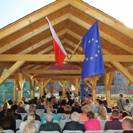 powiększ zdjęcie: Centrum Integracji Społecznej na Kartuzach oficjalnie otwarte