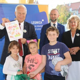 powiększ zdjęcie: Centrum Integracji Społecznej na Kartuzach oficjalnie otwarte