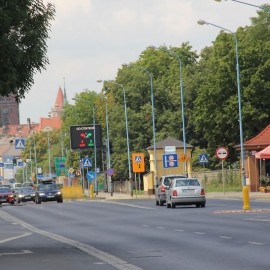 Jak dojedziemy na cmentarz 1 listopada? Poznaj zmienioną organizację ruchu