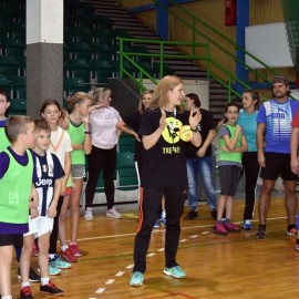 powiększ zdjęcie: W Zdrowej Legnicy trenują całe rodziny. Czekamy na Ciebie