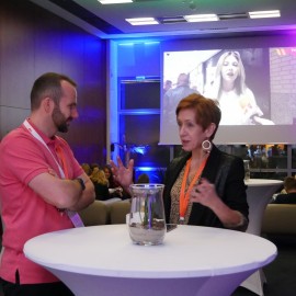 powiększ zdjęcie: Legnicki wolontariat uzależniony od pomagania