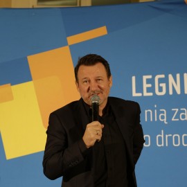 Robert Więckiewicz oczarował legnicką publiczność