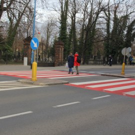 powiększ zdjęcie: Aktywne i bezpieczne przejście dla pieszych na ul. Wrocławskiej