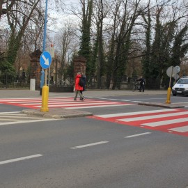 powiększ zdjęcie: Aktywne i bezpieczne przejście dla pieszych na ul. Wrocławskiej