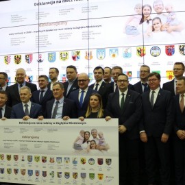 powiększ zdjęcie: Współpraca samorządów z KGHM Polska Miedź