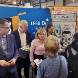 powiększ zdjęcie: Oferta naszego miasta zrobiła furorę na targach w Dreźnie