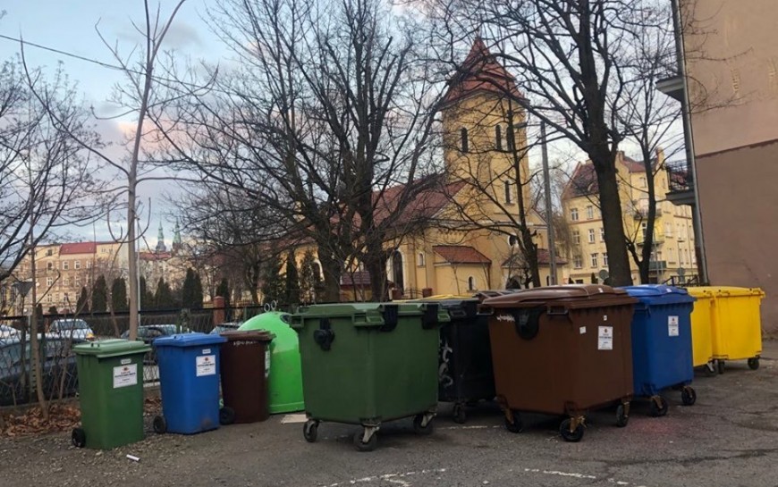 Porozmawiaj z nami o segregacji śmieci