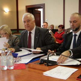 Rosną nakłady inwestycyjne. Więcej na park, oświatę, walkę ze smogiem i drogi