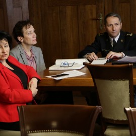 powiększ zdjęcie: W Legnicy zebrał się sztab kryzysowy