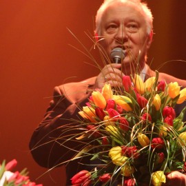 powiększ zdjęcie: Wspaniały koncert dla legniczanek, wielka wymianka i pokaz mody