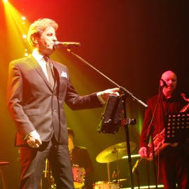 powiększ zdjęcie: Wspaniały koncert dla legniczanek, wielka wymianka i pokaz mody
